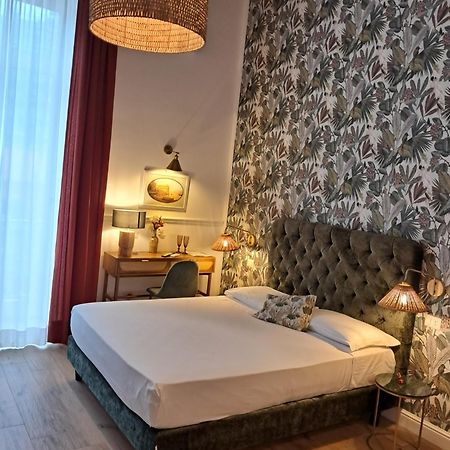 Domus Sirena Hotel Наполи Екстериор снимка