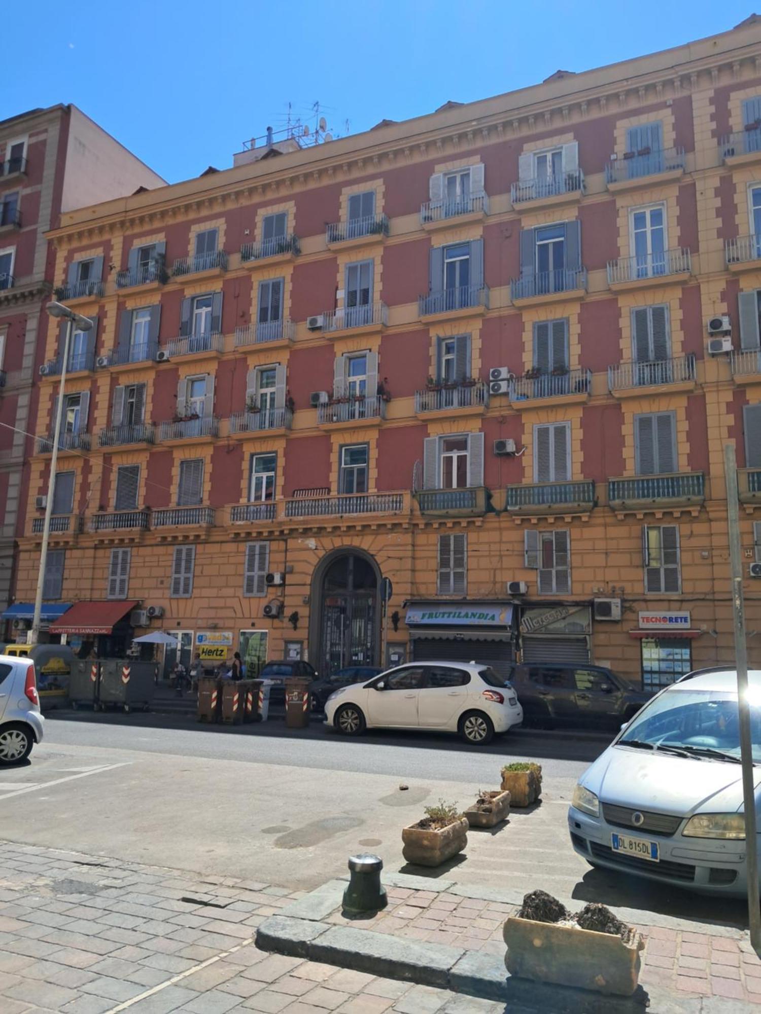 Domus Sirena Hotel Наполи Екстериор снимка