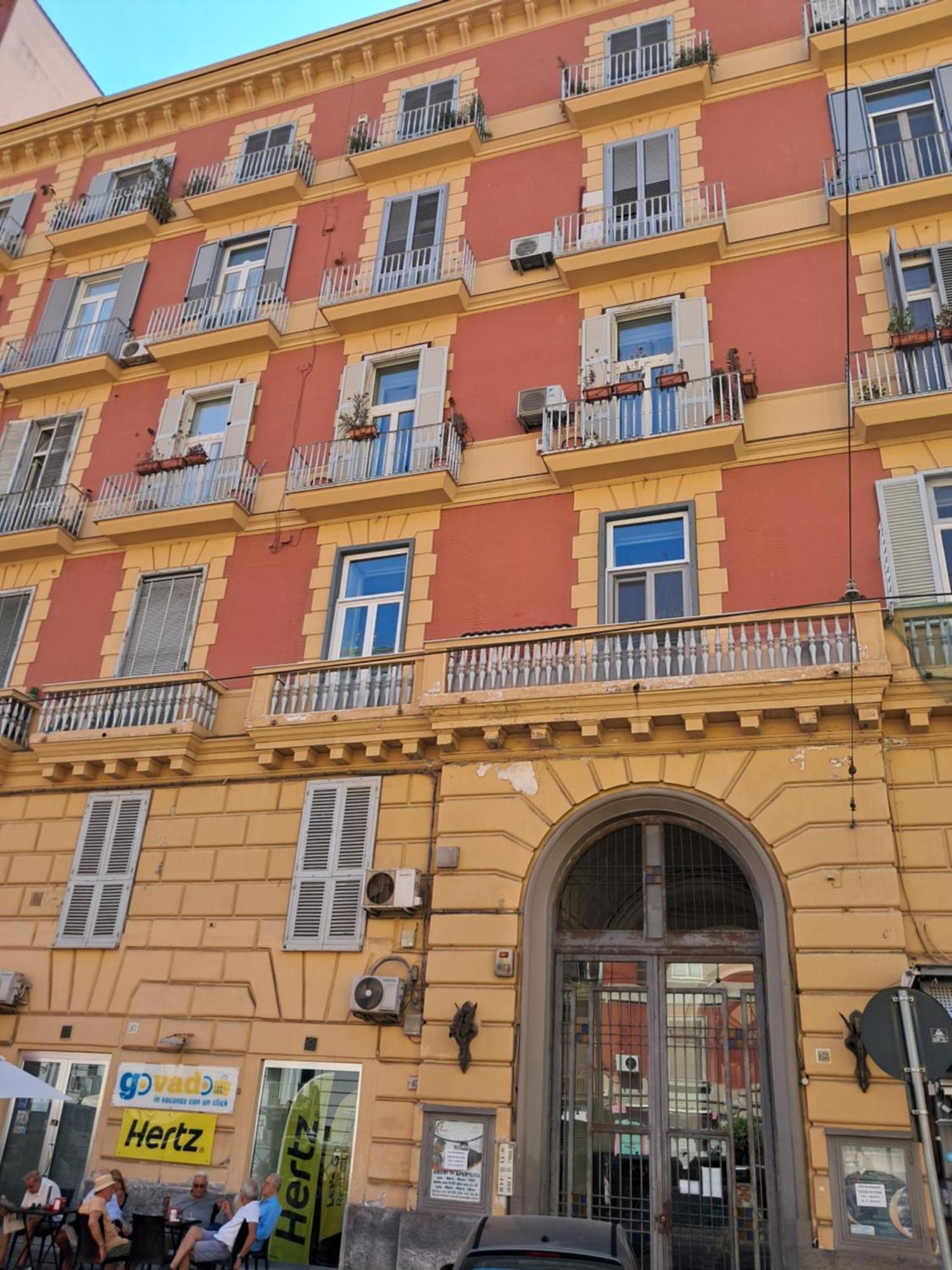 Domus Sirena Hotel Наполи Екстериор снимка